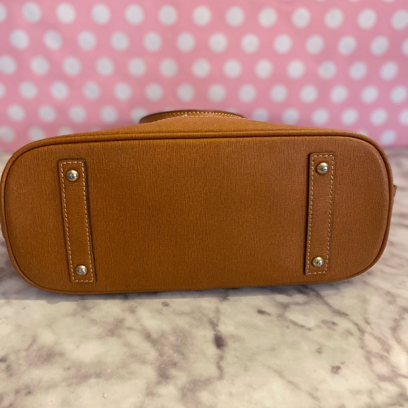 Dooney bourke satchel - Picture 6 of 8